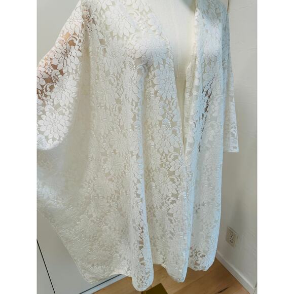 Vintage Lace Kimono Jacket Wrap Shawl White Multi Fit Size Bohemian Hippie - Picture 4 of 9